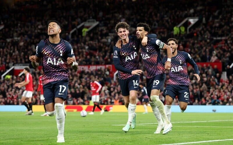 Tottenham vs Coventry - Dấu chấm hết cho Roberto de Zerbi